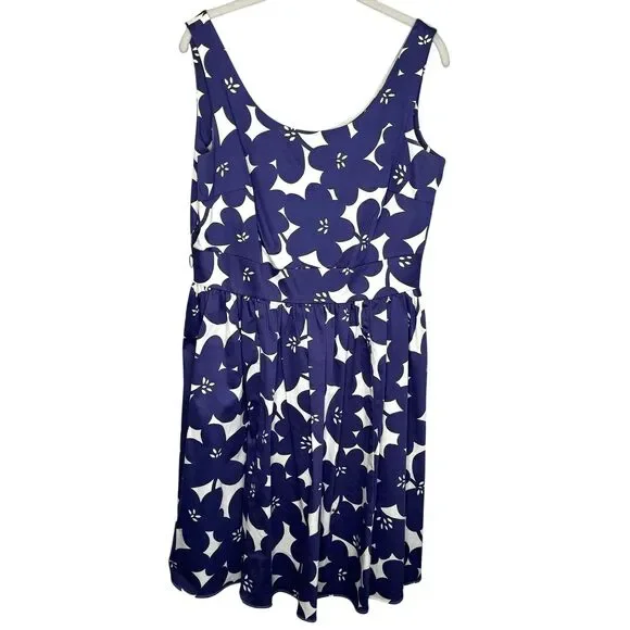 Boden Marilyn Dress 10 Blue Floral Sleeveless Scoop Neck Fit Flare Knee Length - Picture 3 of 9